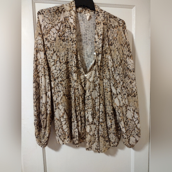 Spell Animal Print Tie Blouse, L - Picture 14 of 17